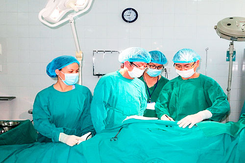 Phẫu thuật thẩm mỹ vùng kín với bác sĩ ưu tú tại Quốc Tế